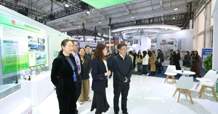 建筑材料工业信息中心组织参观第22届住博会好材料展